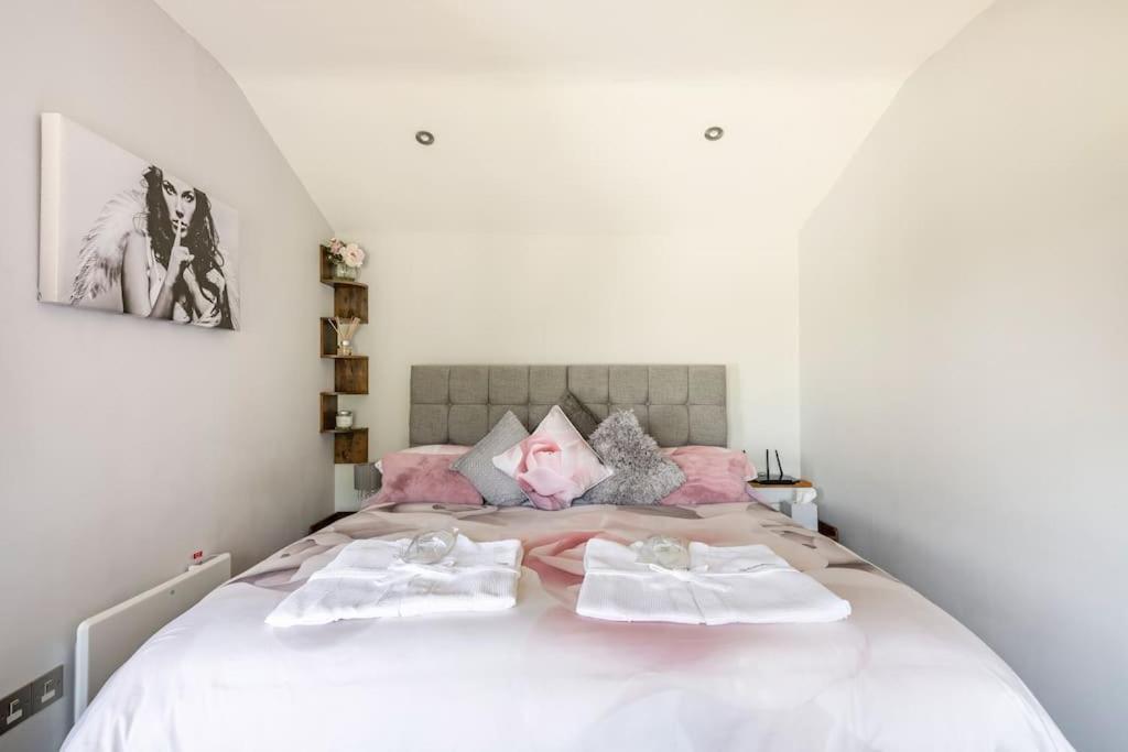 The Summerhouse, Countryside Retreat With Private Hot Tub Bridgnorth Buitenkant foto